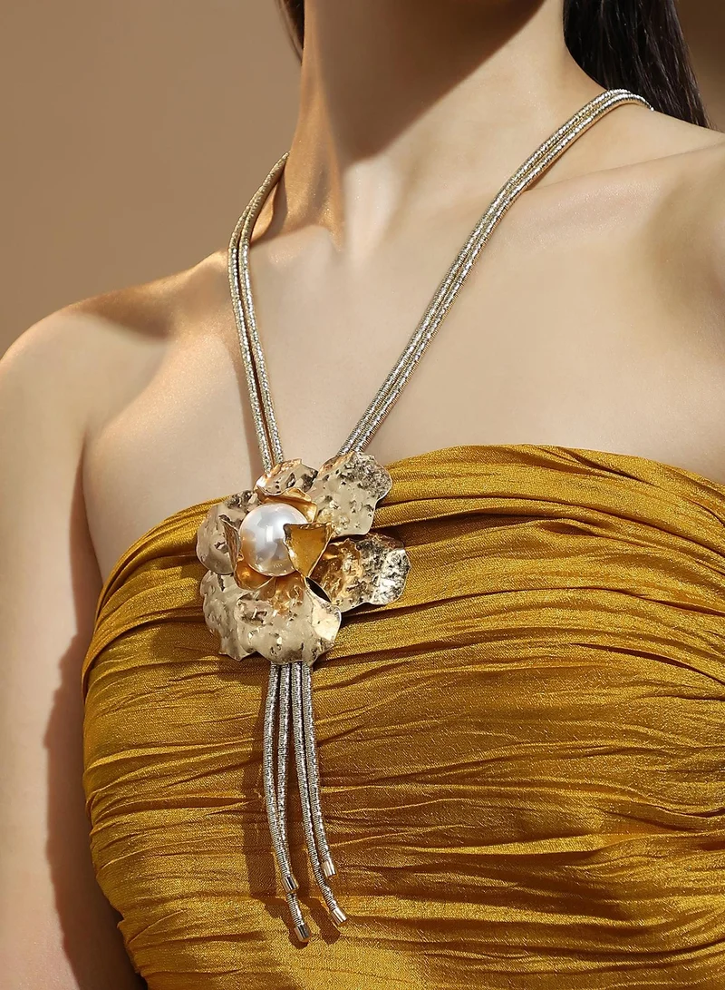 SOHI SOHI Women's The Flora-Bloom Long Necklace For Evening Wear | California  Colour | Alloy Material | Lobster Clasp Closure | Artificial Pearl Necklace | Long Necklace For Women & Girls