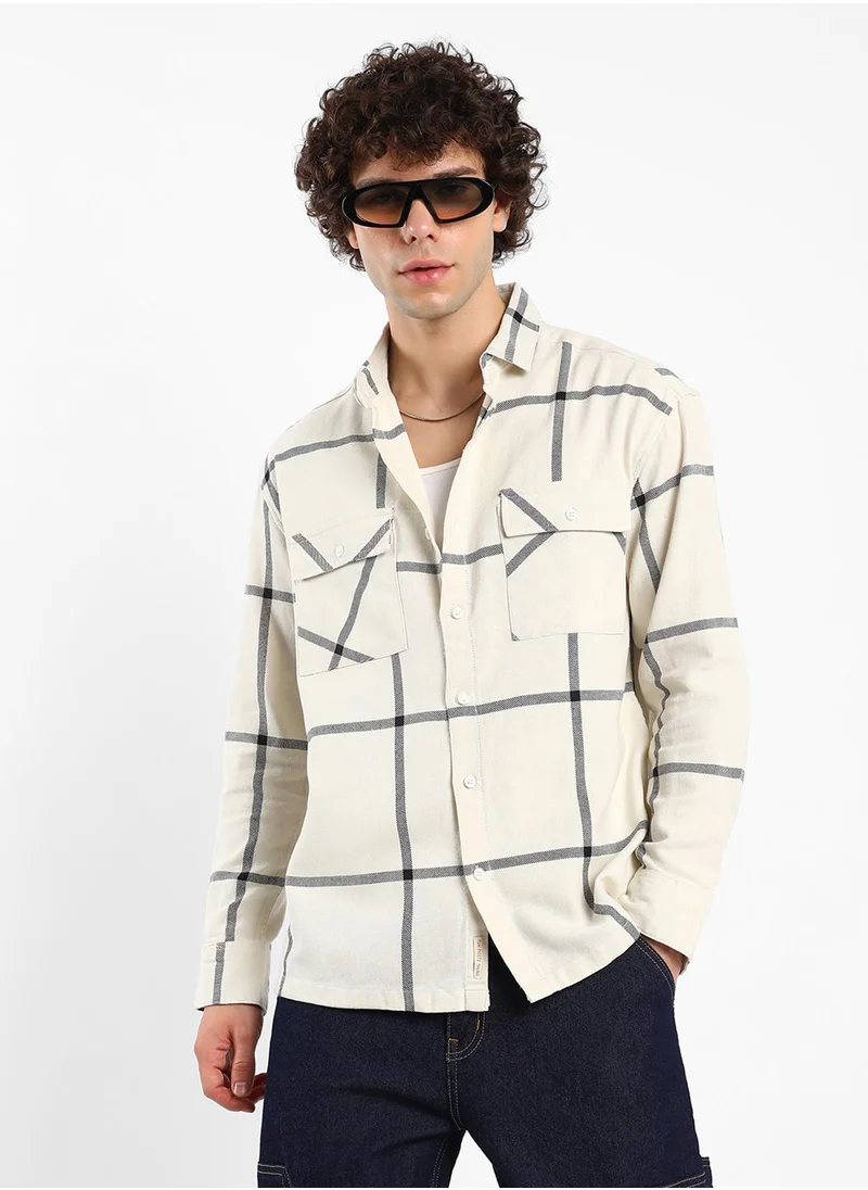 كامبوس سوترا Men's Cream White Graph Check Shacket