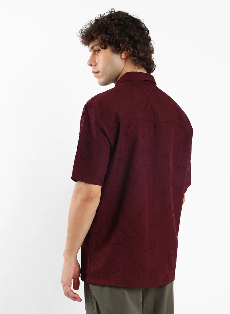 Campus Sutra Men's Wine Red Foliage-Tactile Shirt