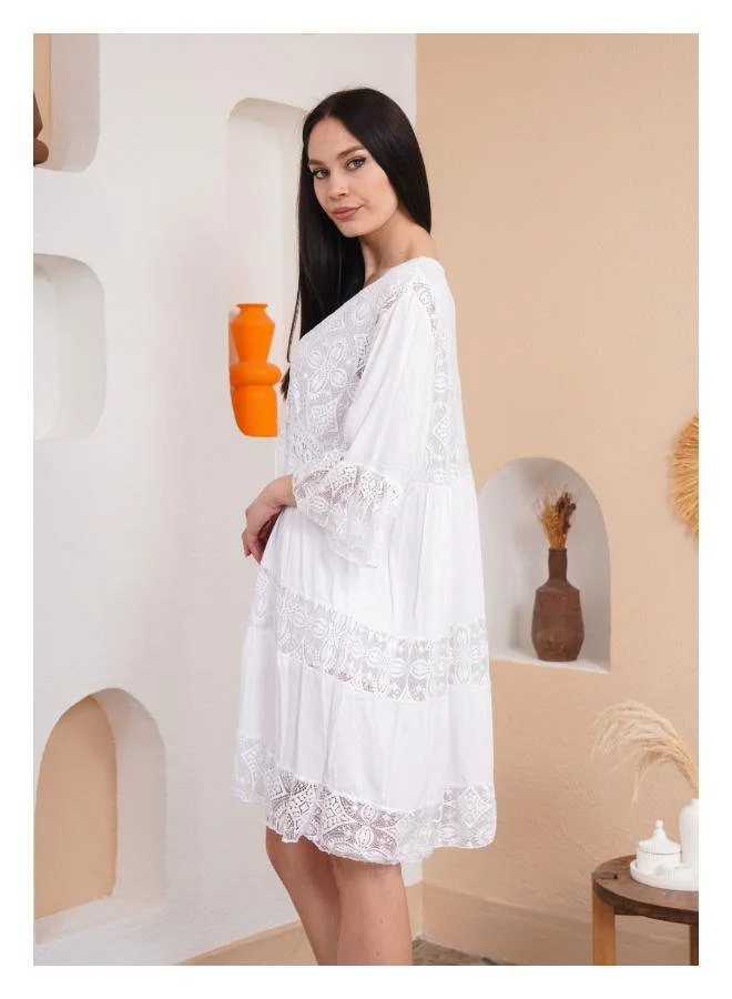 Hoxton Gal Lace Trimmed Dress