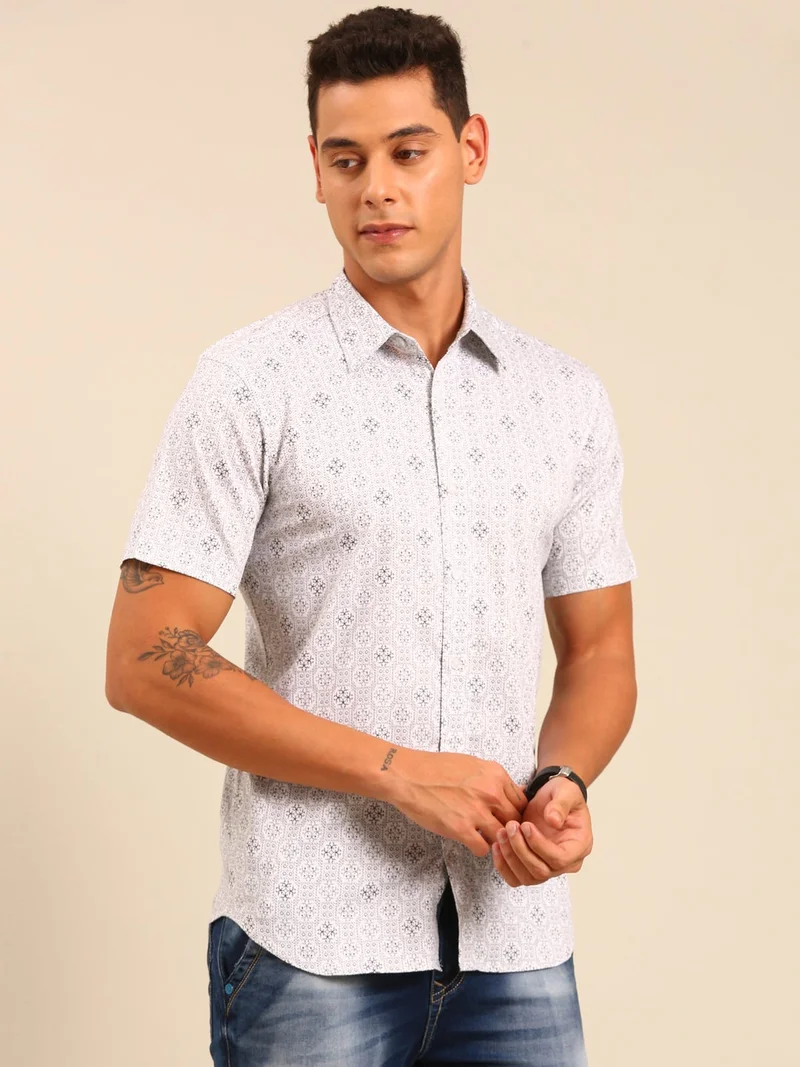 جوفن قميص قطني مطبوع باللونين الأبيض والأسود للرجال