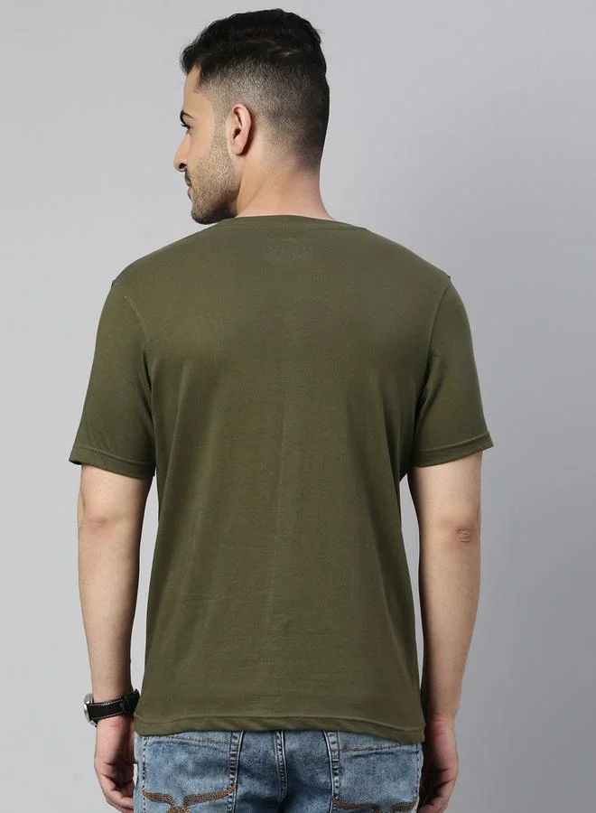 Bushirt Solid Round Neck Regular Fit T-Shirt by Styli