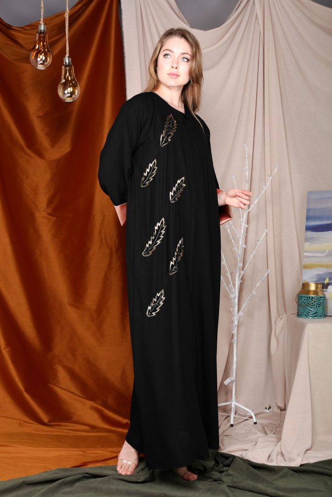 Moistreet Leaf  Embroidery Abaya - Image 2