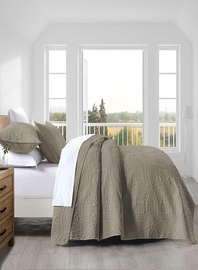 Boryard 3-Piece Queen Quilt Set, Lightweight Soft Warm Full Size Quilt Bedspread Coverlet (90x90 inches) with 2 Pillow Shams (20x26 inches), Khaki - Image 2