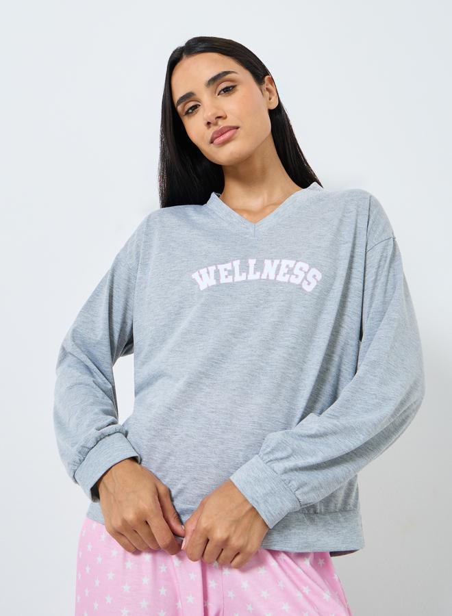 Styli V Neck Wellness Slogan Print T-Shirt and Star Pyajama Set - Image 2