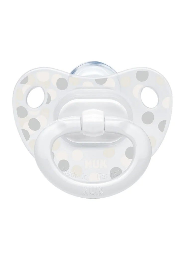 NUK Happy Days Silicone Soother, 0-6m Pack of 1 - Image 1