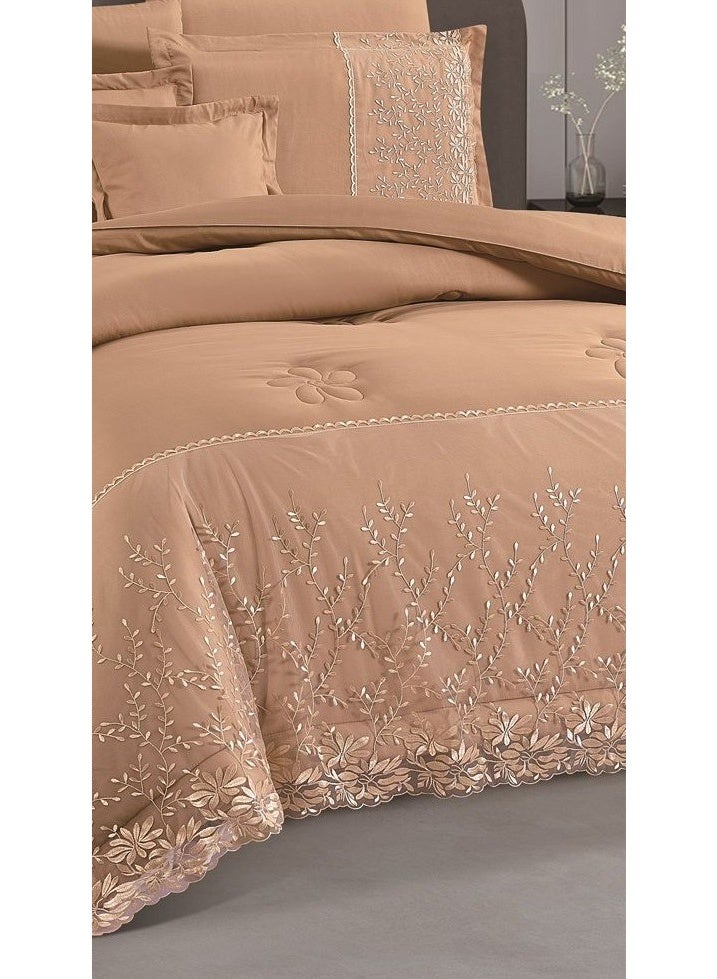 مارك مفرش نفرين فخم ملكي عرائسي نفرين بتصميم الدانتيل من خامه الميكروفايبر مقاس 240*260 سم - Image 2