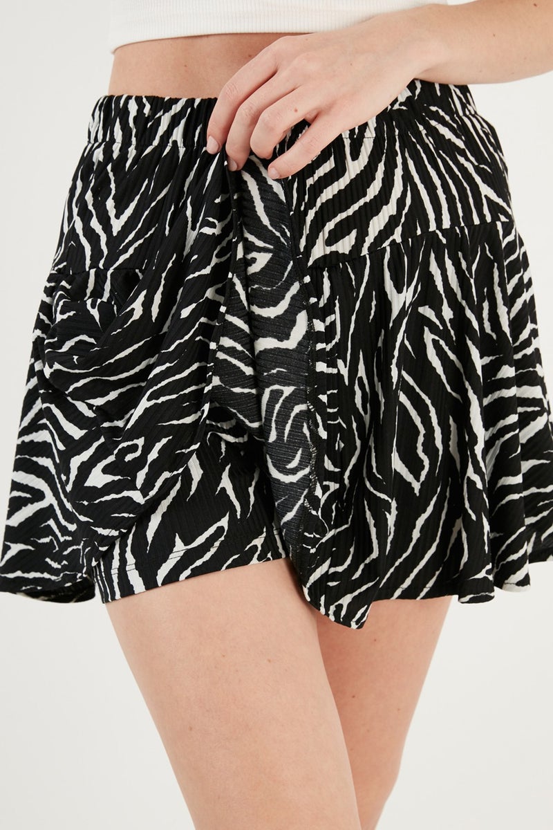 Lela Elastic Waist Mini Short Skirt Women's Skirt 5864024  - Image 4