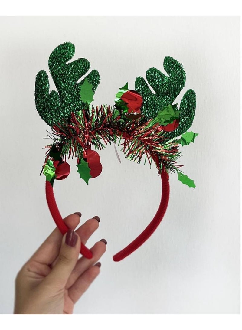طوق شعر بقرون رنة لامعة باللون الأحمر، مزين بأوراق وهدايا كريسماس صغيرة، يضيف لمسة مرحة ومبهجة للمناسبات والاحتفالات - Image 5