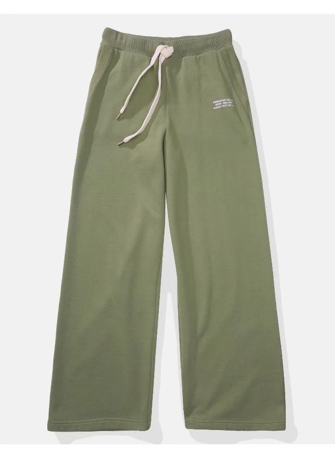 American Eagle AE Graphic Wide-Leg Fleece Sweatpant