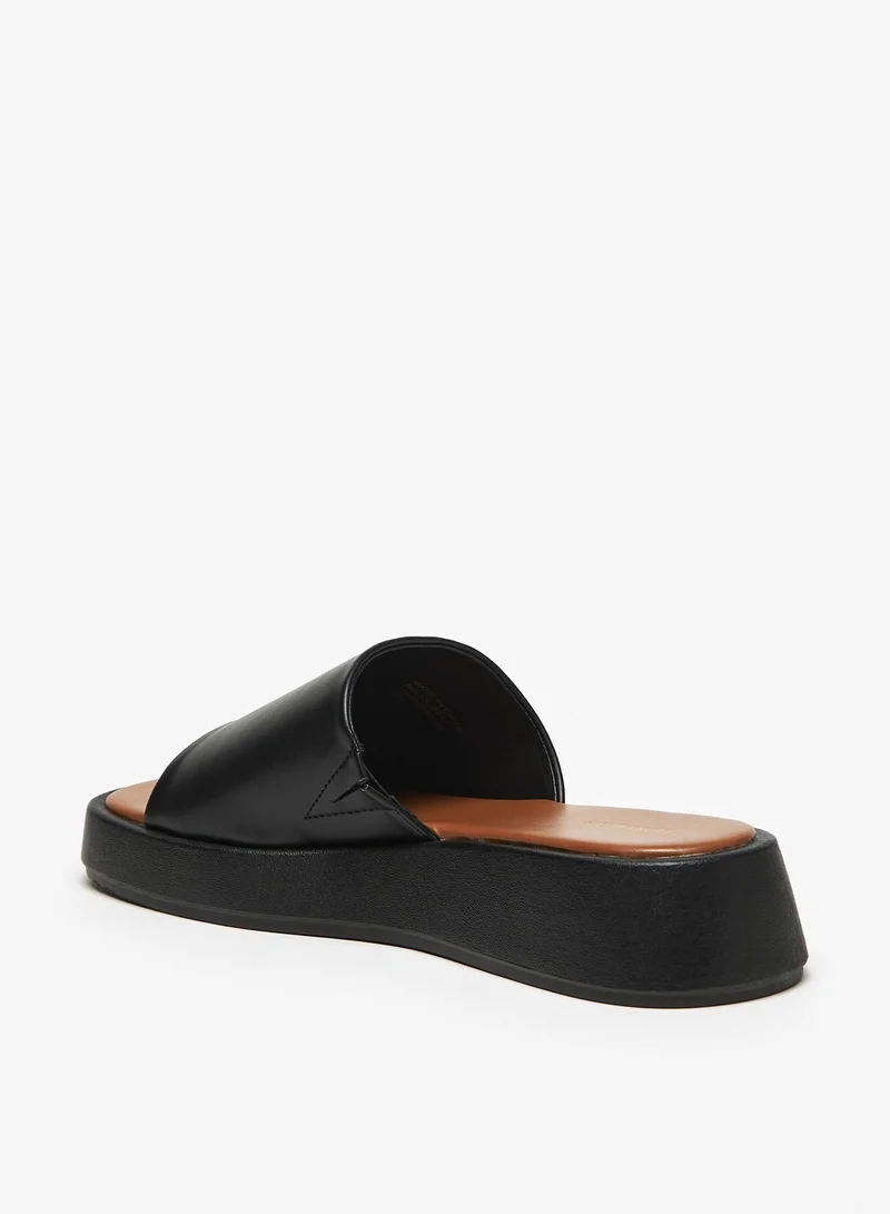 فلورا بيلا من شو إكسبرس Womens Open Toe Slip-On Sandals
