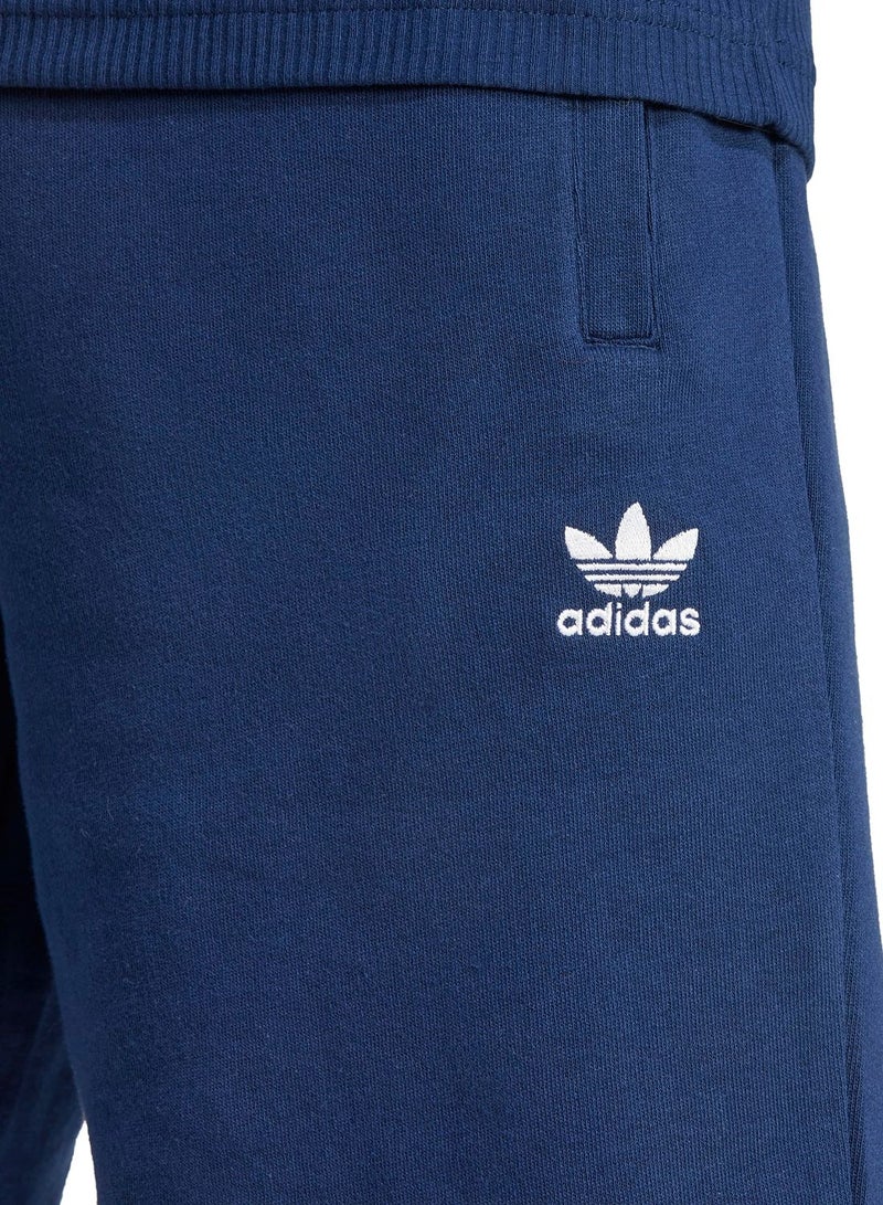 Adidas Essentials Trefoil Shorts - Image 3