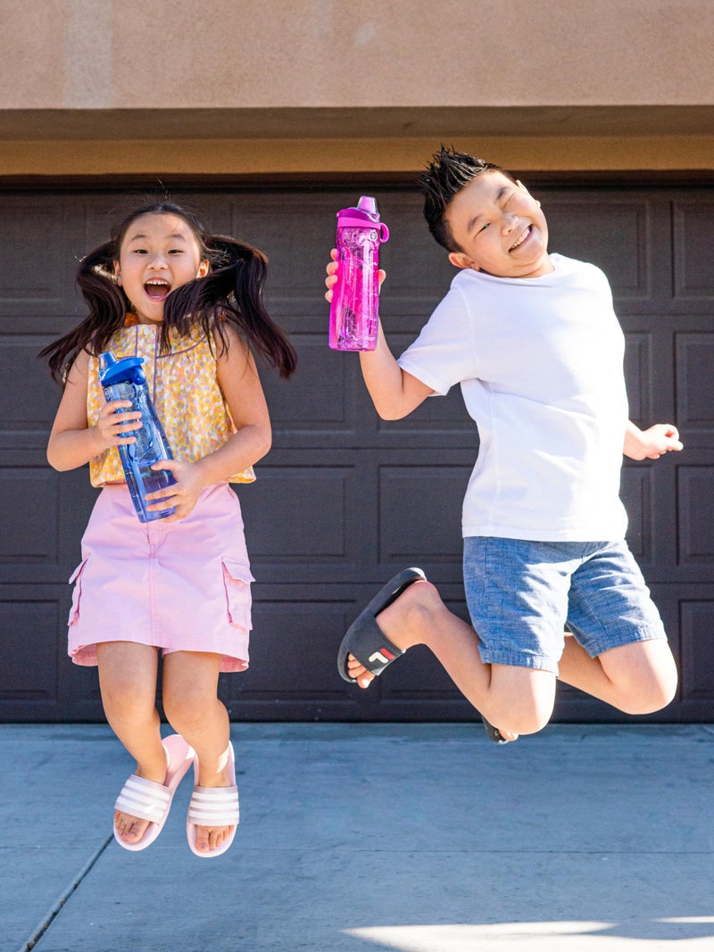 Pogo BPA-Free Plastic Water Bottle with Chug Lid, Purple, 32 oz. - Image 2