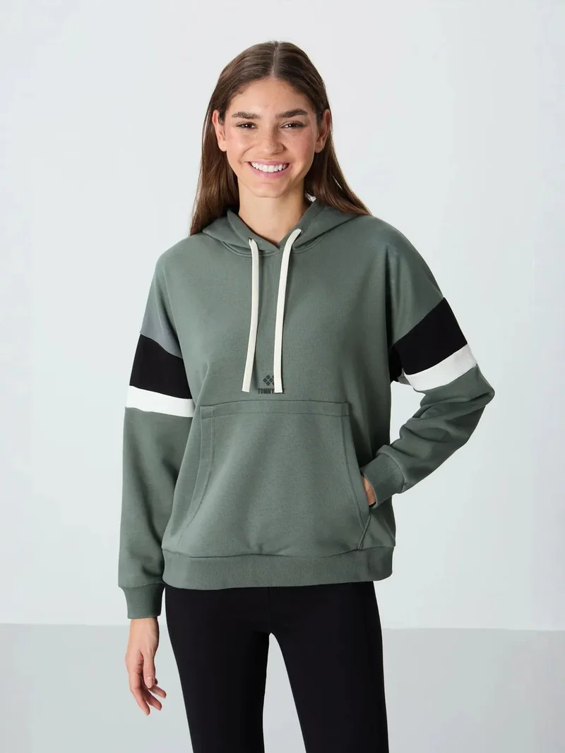 TOMMYLIFE TOMMY Oversized Color-block Hooded Sweatshirt With Pocket