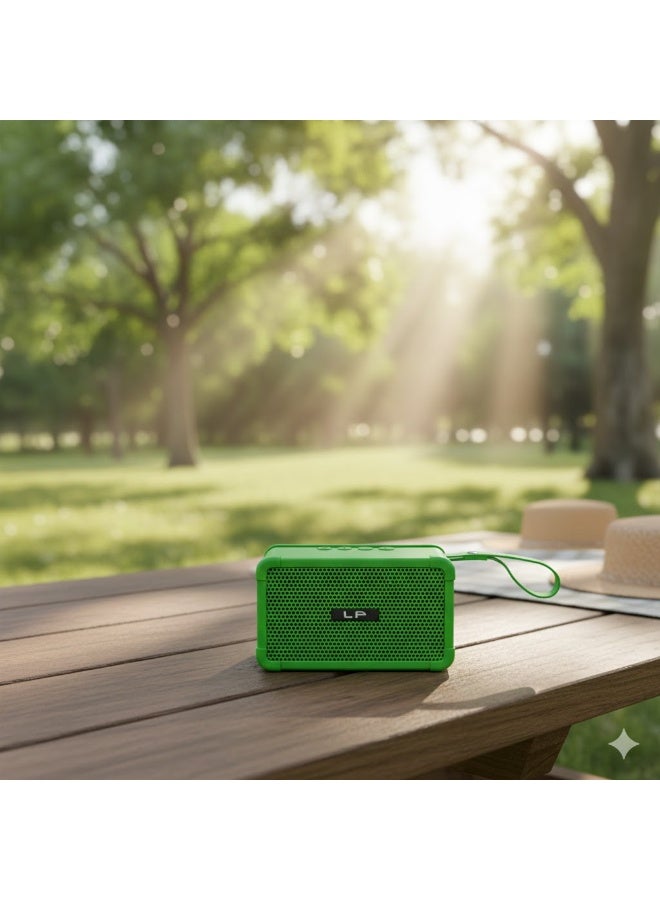 ال بي مكبر الصوت المحمول من الذي يجمع بين التصميم العصري الجذاب والتقنيات الصوتية المتقدمة. رفيقك المثالي في كل مكان لون اخضر - Image 1