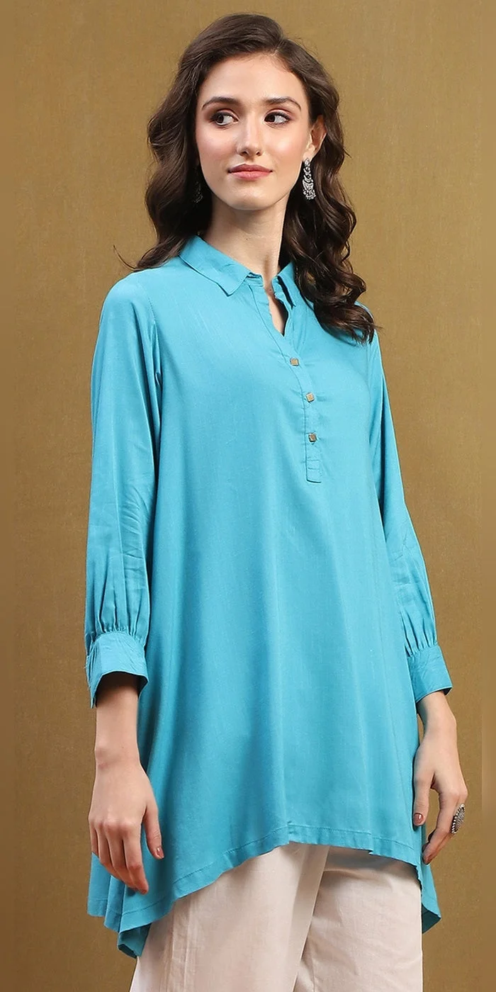 Women Turquoise Solid Asymmetric Short Kurta