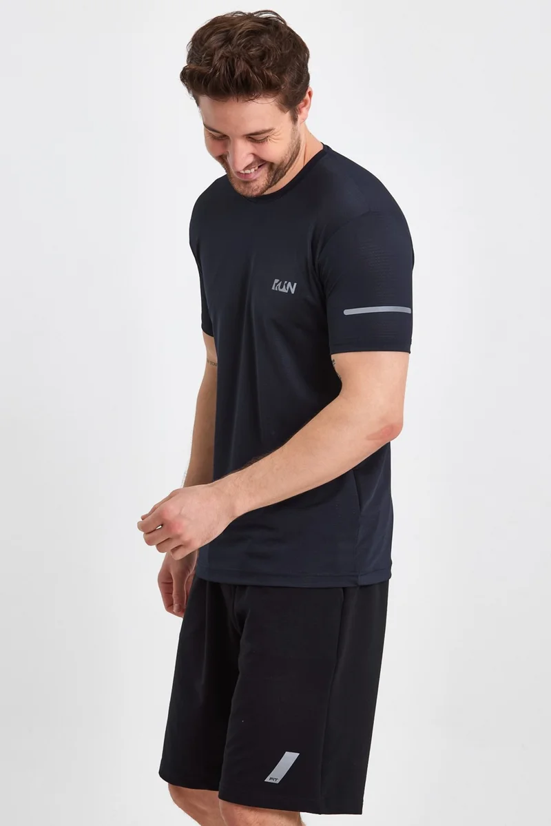 ام ار اس كلوثينج Run Breathable Sports Short Sleeve Reflective Printed T-Shirt Navy Blue Men