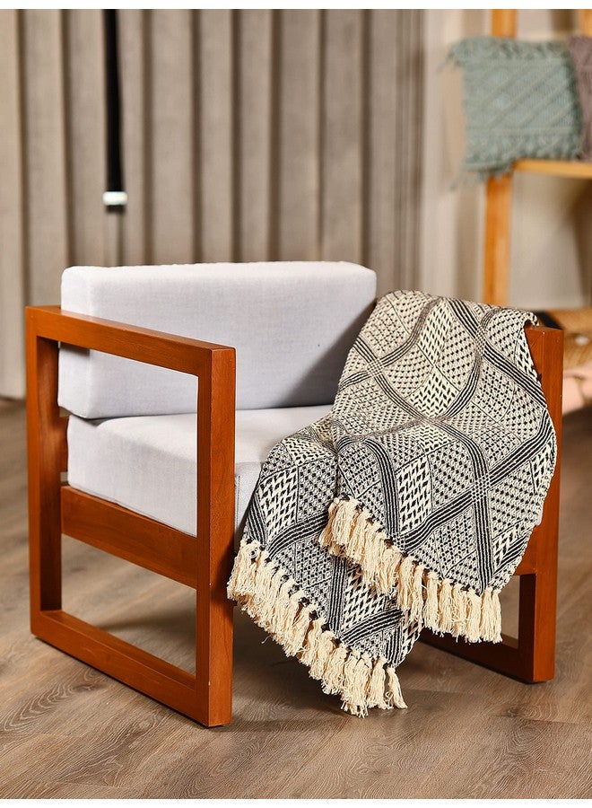 SASHAA WORLD SASHAA WORLD Unique Geometric Throw Bedcover | Throw Bedspreads, Perfect for Lounging, Cotton Bedsheet | Black/Grey Bedcover | 80 x 60 inch - Image 4