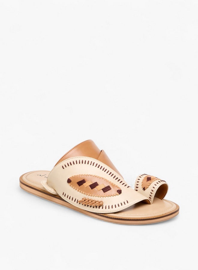 الواحة صنادل عربية مطرزة سهلة الارتداء بحلقة إصبع - Image 3