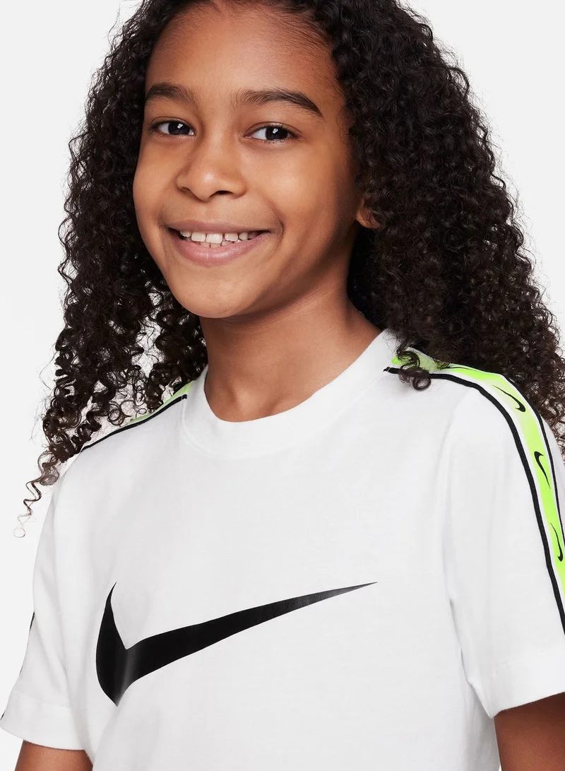 Nike Youth Nsw Repeat T-Shirt