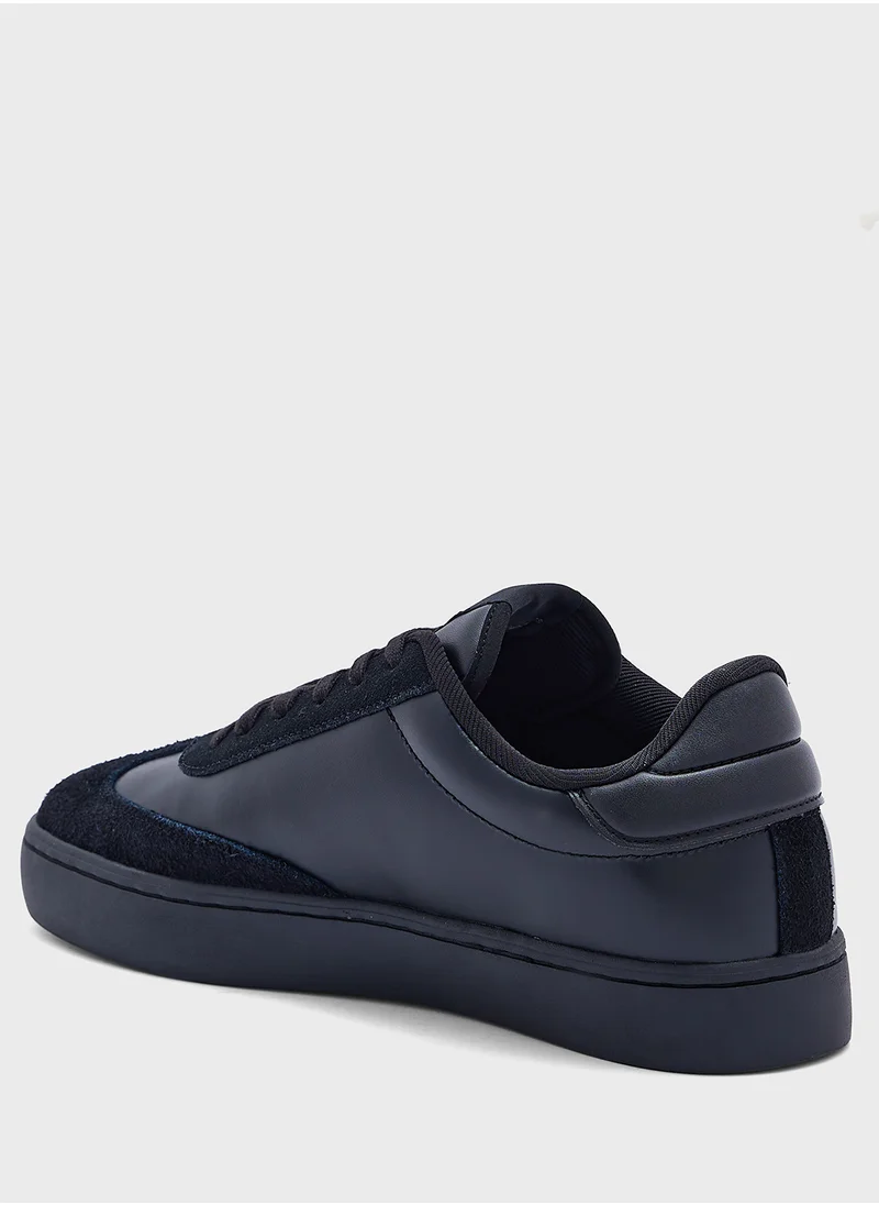 كالفن كلاين جينز Casual Low-Top Sneakers