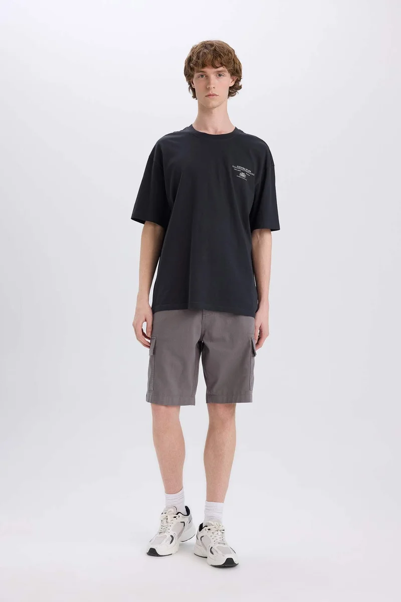 ديفاكتو Cotton Boxy Fit Crew Neck Back Printed T-Shirt
