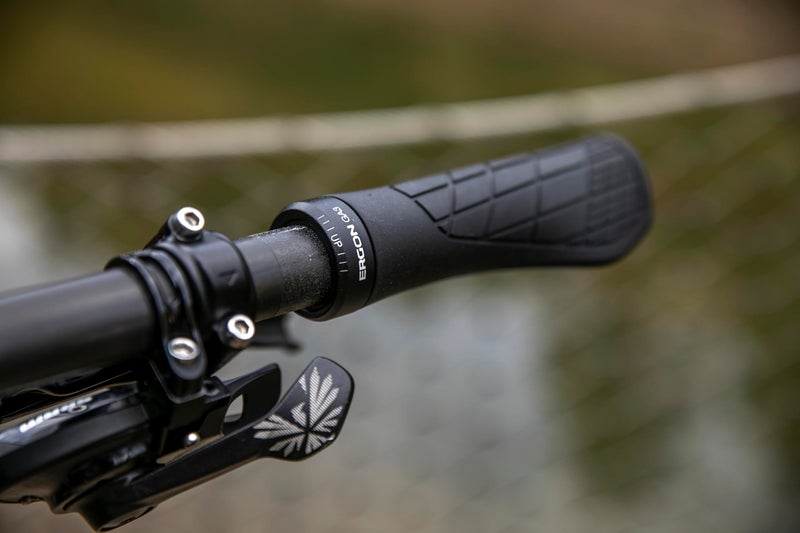 Ergon GA3 Ergonomic Lock-On MTB Grips – Winged Design for Mountain Bike Comfort and Wrist Support, Midsummer Blue, Small - Image 5