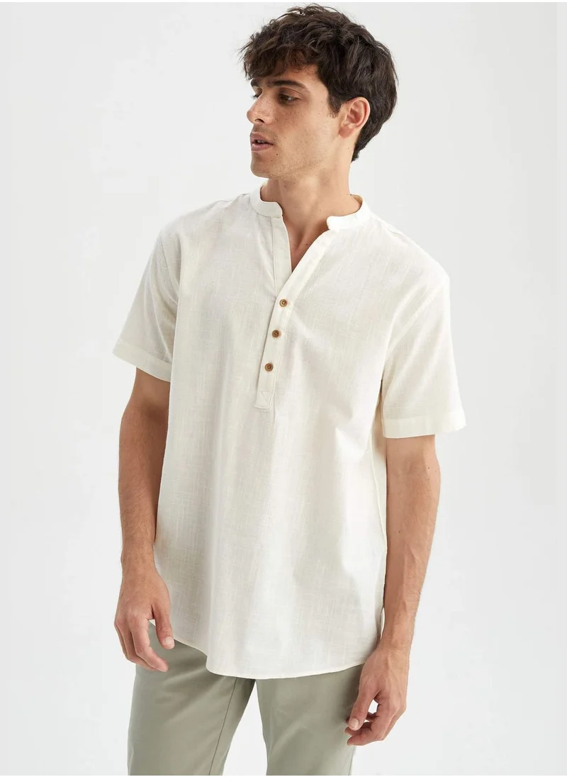 DeFacto Man Modern Fit V-Neck Woven Top Short Sleeve Shirt