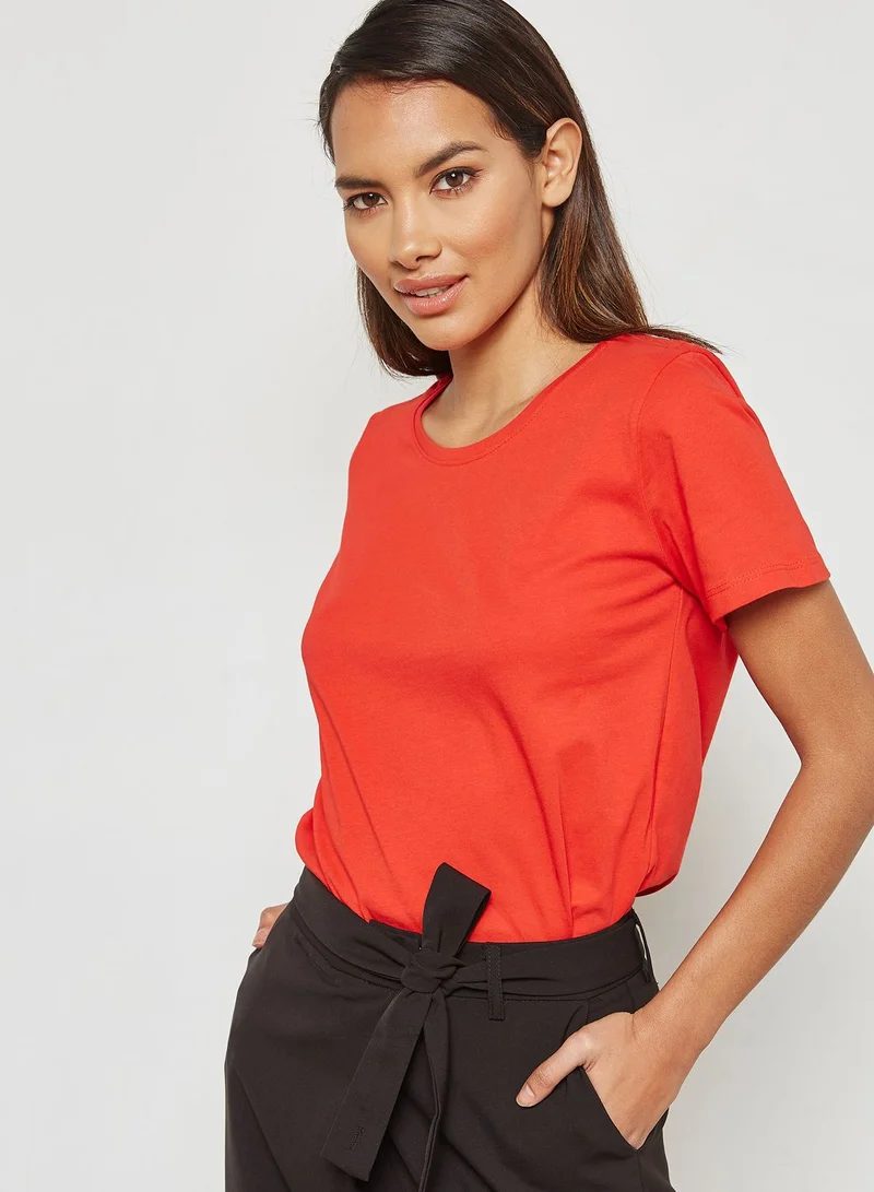 Ginger Basics Essential Crew Neck T-Shirt