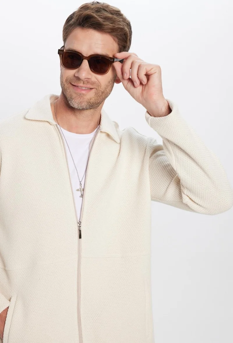 تودورس Relax Fit Comfortable Cut Knitted Zippered Double Pocket Ecru Winter Shirt
