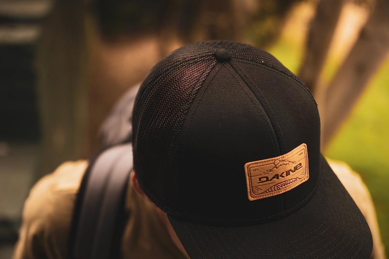 Dakine Peak to Peak Trucker Black - Image 2