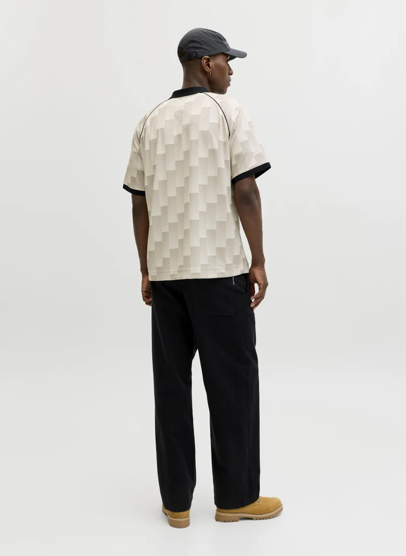 JACK & JONES JCOBREEZE FOOTBALL AOP MESH TEE SS