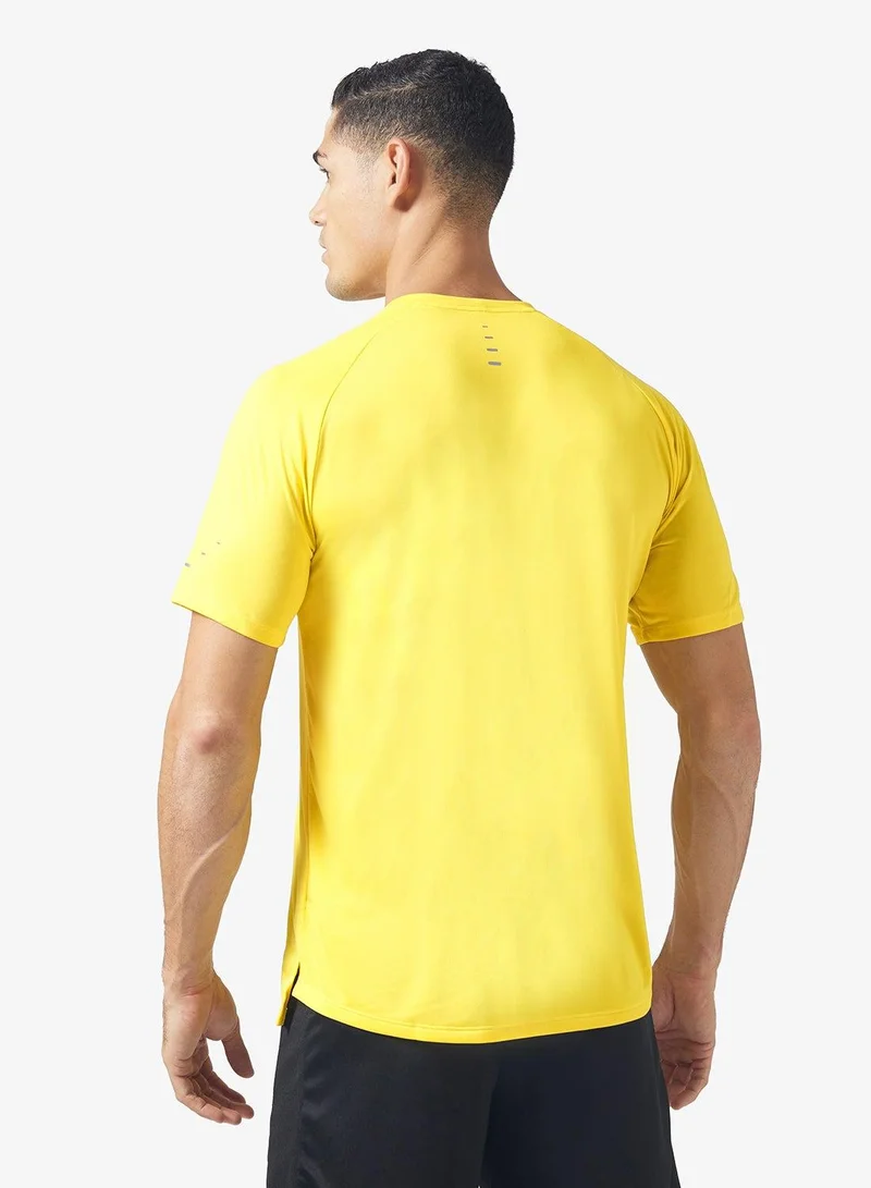 Nike Men's City MRTH Stride Running T-Shirt