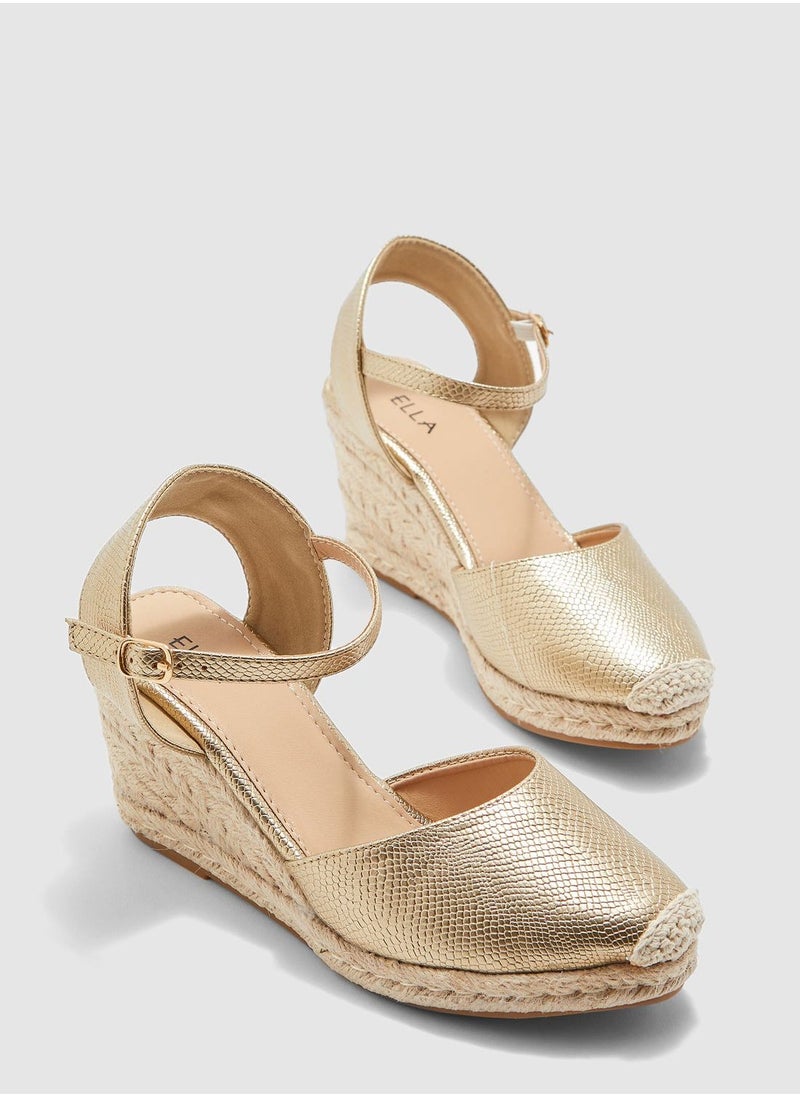 Closed Toe Espadrille Wedge Sandals - pzsku/Z4B095C8B4B8912A78CCCZ/45/_/1734618150/66aa6887-6d02-4823-8b6c-c5a23518ca24