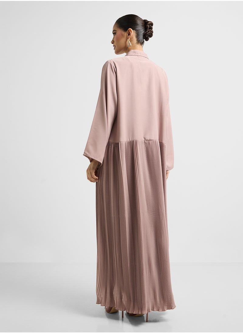 Khizana Pleated Abaya With Inner Dress & Sheila  - Image 2