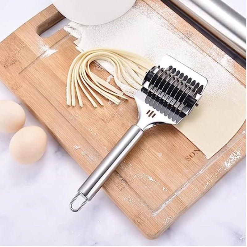 Tekzie Stainless Steel 5 Pcs Cooking Spoon Set Pakkad Rubber Grip Rolling Noodle Cutter Kitchen Tools Set - Image 2