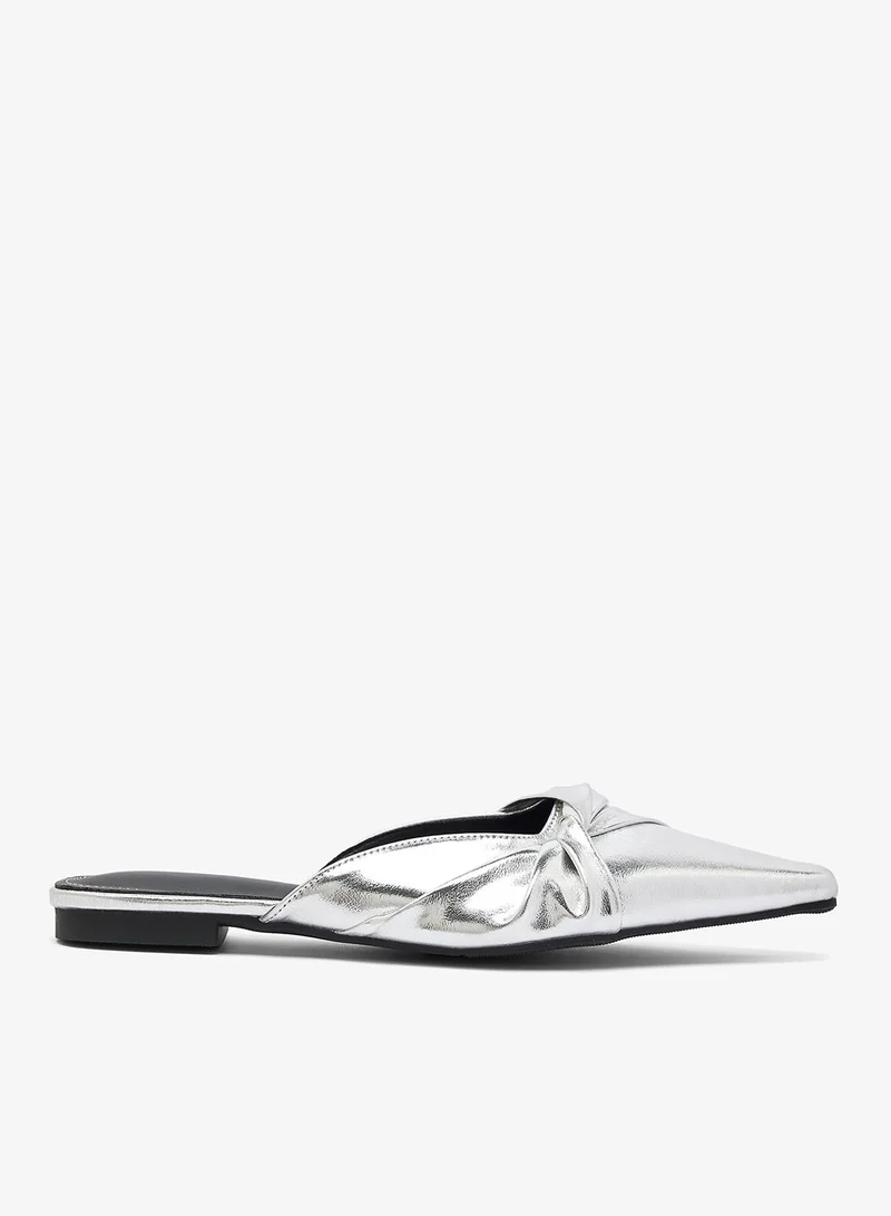 ايلا أحذية مسطحة بفتحة خلفية ورباط ملتف