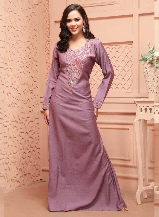 مكسيم كريشن جلابية طويلة بتطريز يدوي