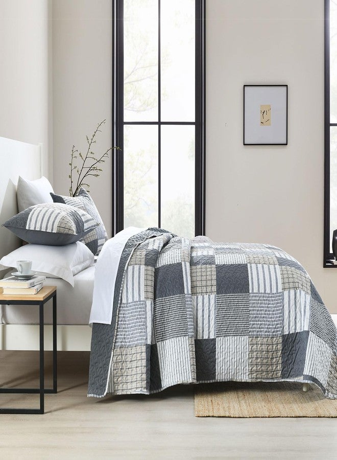 Boryard 3-Piece Queen Quilt Set, Lightweight Soft Full Size Quilt Gray Patchwork Farmhouse Bedspread Coverlet 90x90 inches Spring Bedding Set with 2 Pillow Shams, Grey Plaid Print - Image 3