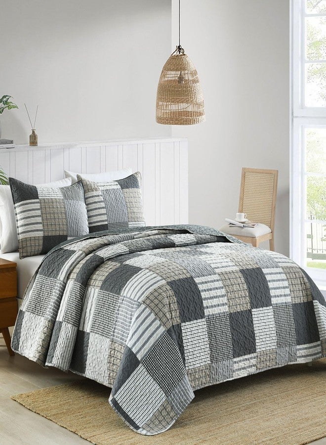 Boryard 3-Piece Queen Quilt Set, Lightweight Soft Full Size Quilt Gray Patchwork Farmhouse Bedspread Coverlet 90x90 inches Spring Bedding Set with 2 Pillow Shams, Grey Plaid Print - Image 2