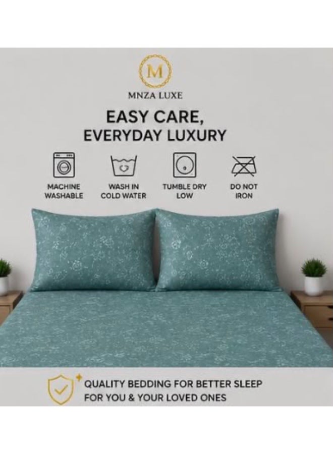 طقم ملاءة سرير مطاطية فاخر من الألياف الدقيقة بتصميم زهري من MNZA LUXE، يشمل ملاءة مطاطية واحدة وغطاءي وسادة | فائق النعومة، قابل للتهوية، ومقاوم للتجاعيد | اللون التركواز - Image 3