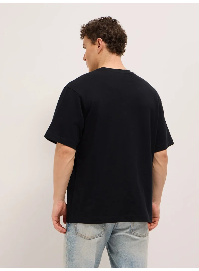 THE BEAR HOUSE  Men’s Short Sleeve T-Shirt | Casual, Comfortable & Stylish Everyday Wear | Perfect for Work, Travel, or Relaxed Outfits | Versatile All-Season Essential for Any Occasion for Men | Best Price UAE