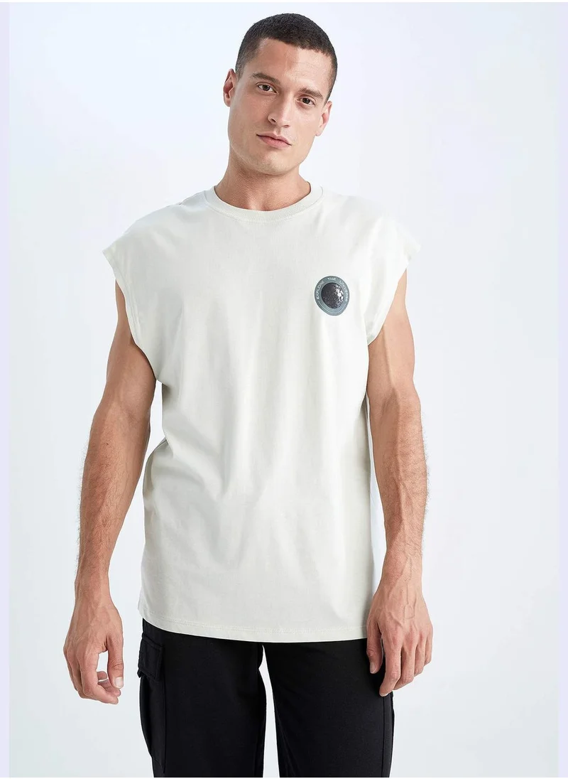 DeFacto Man Oversize Fit Crew Neck Vest