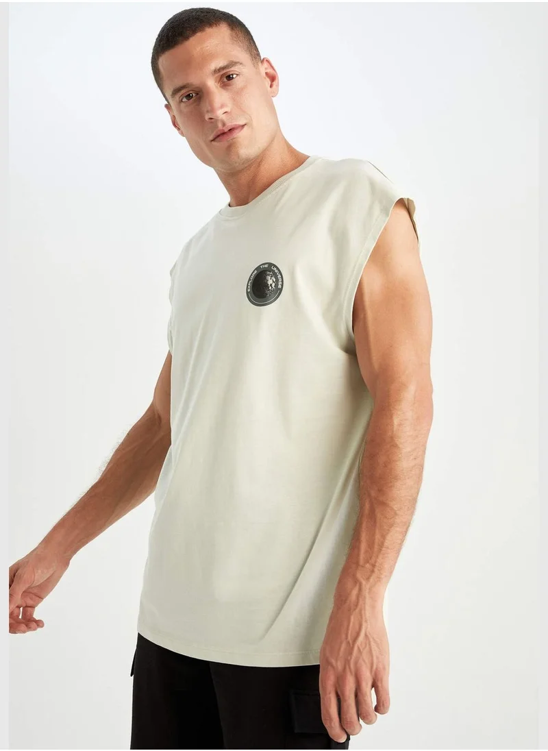 DeFacto Man Oversize Fit Crew Neck Vest