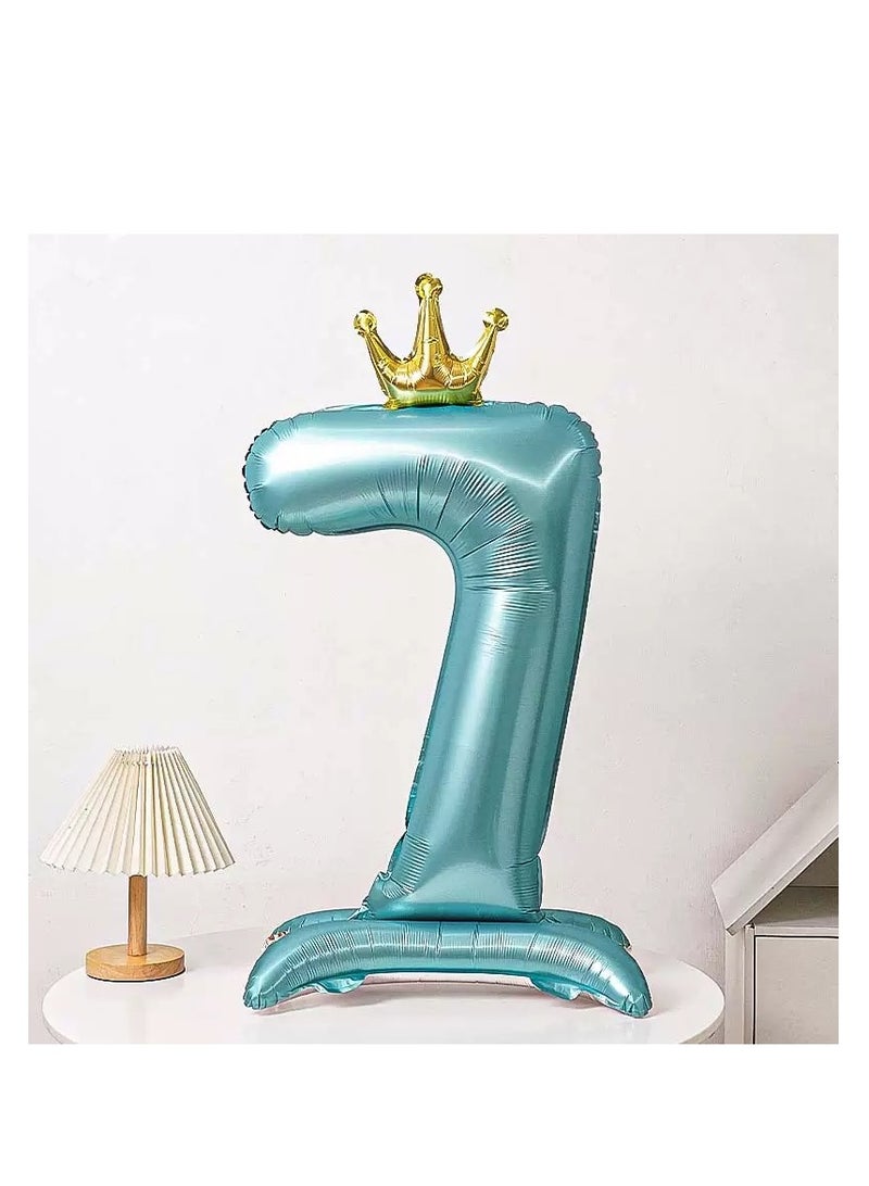 Large  No. 7 Balloon With Crown And Base Birthday Decoration Scene Arrangement