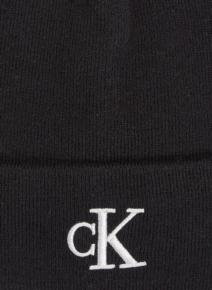 كالفن كلاين جينز Monogram Embro Beanie