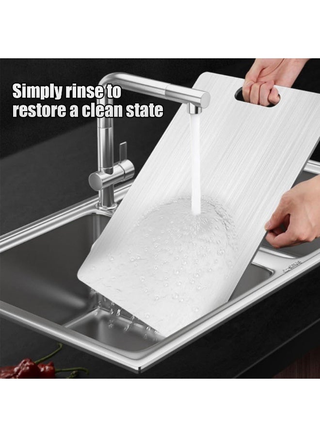 لوح تقطيع التيتانيوم للمطبخ المنزلي اللحوم والفواكه النباتية (مجموعة من 2، فضي) - Image 3