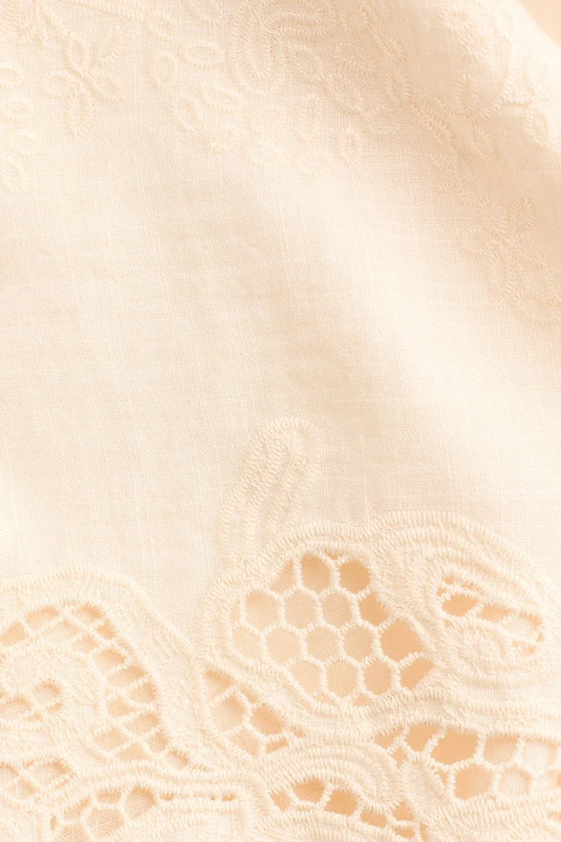 اتش اند ام فستان بتطريزات بنمط مثقب