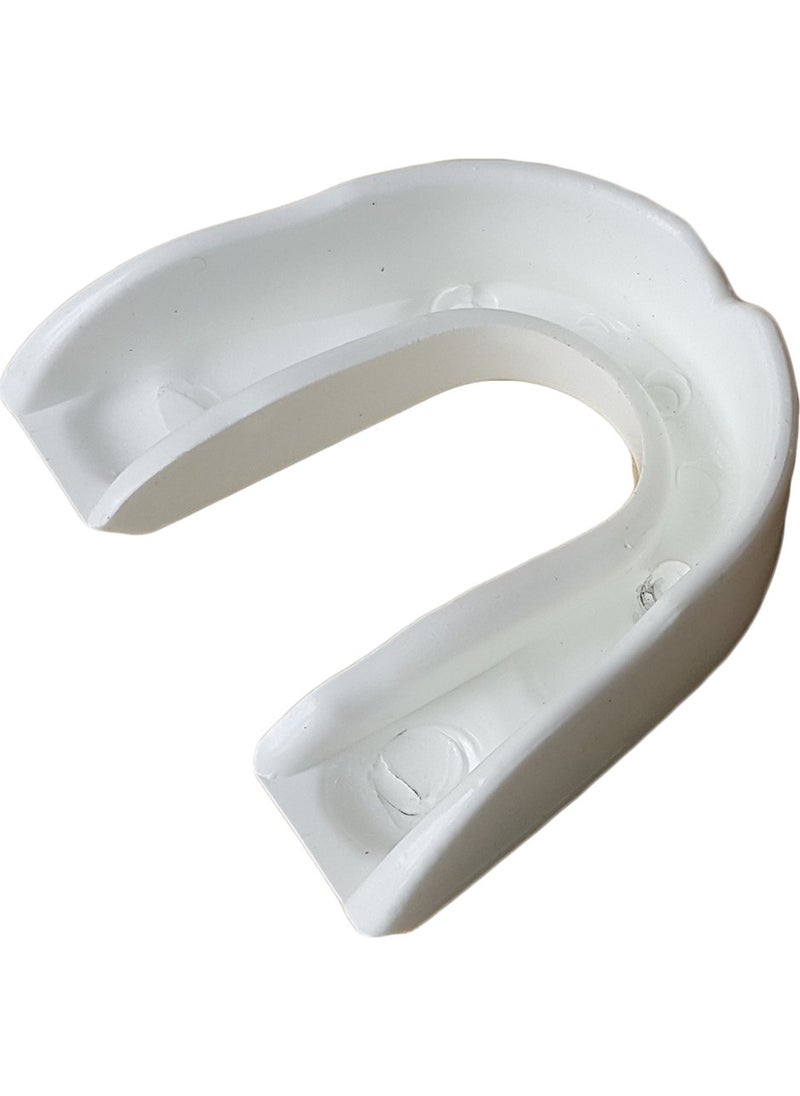 Leon Boxing, Kickboxing and Muay Thai Mouthguard White with Box - pzsku/Z4B2957832DF4C6B6E897Z/45/_/1735229224/2698a71f-08c2-405a-a101-8b34fd2b1453