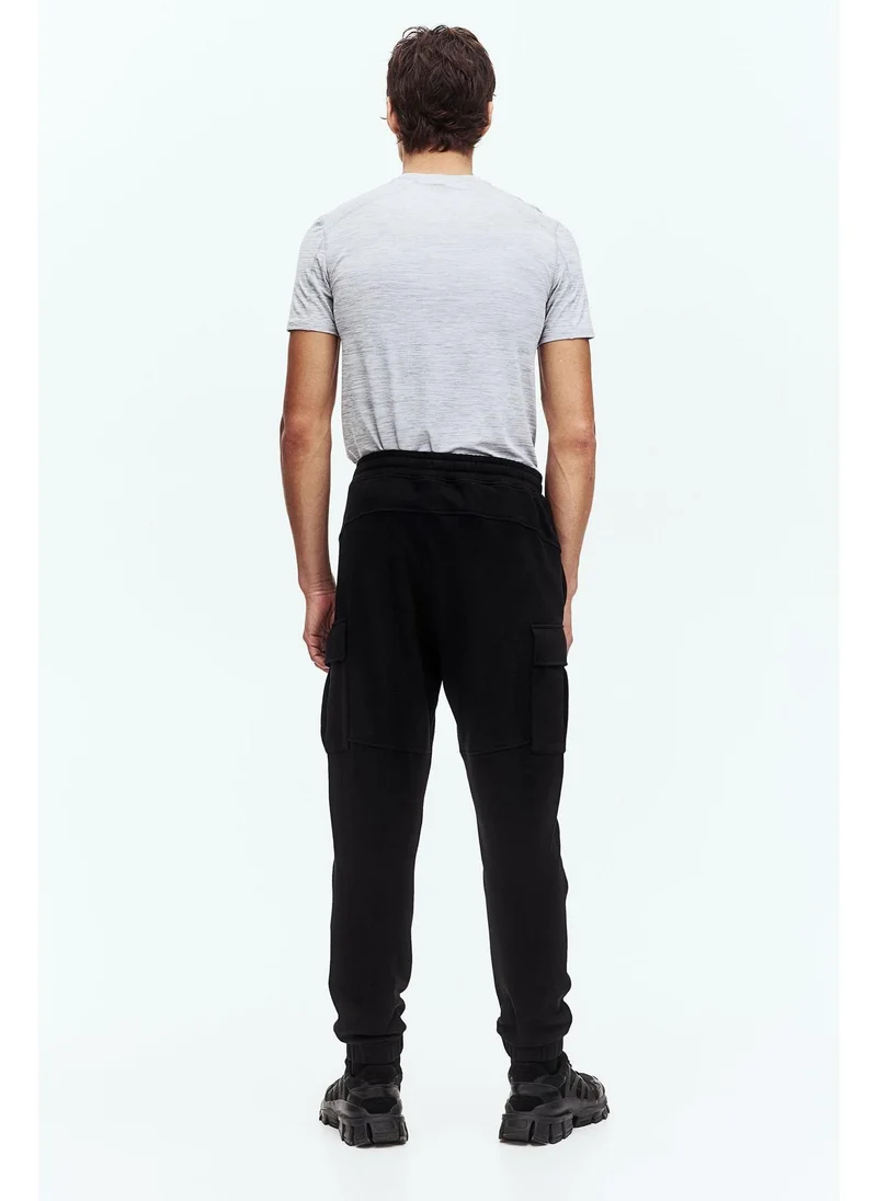 H&M DryMove™ Cotton cargo joggers